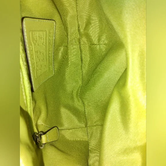 NEW Coach Signature Hobo Bag - Green/White - Picture 13 of 13